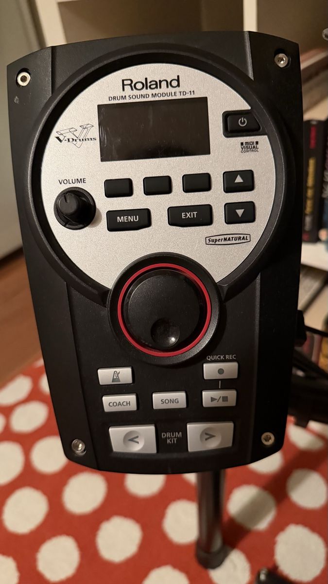 Roland Strumenti musicali: Roland TD-11 E-Drum – Usato da Zürich venduto da sockelismer 1