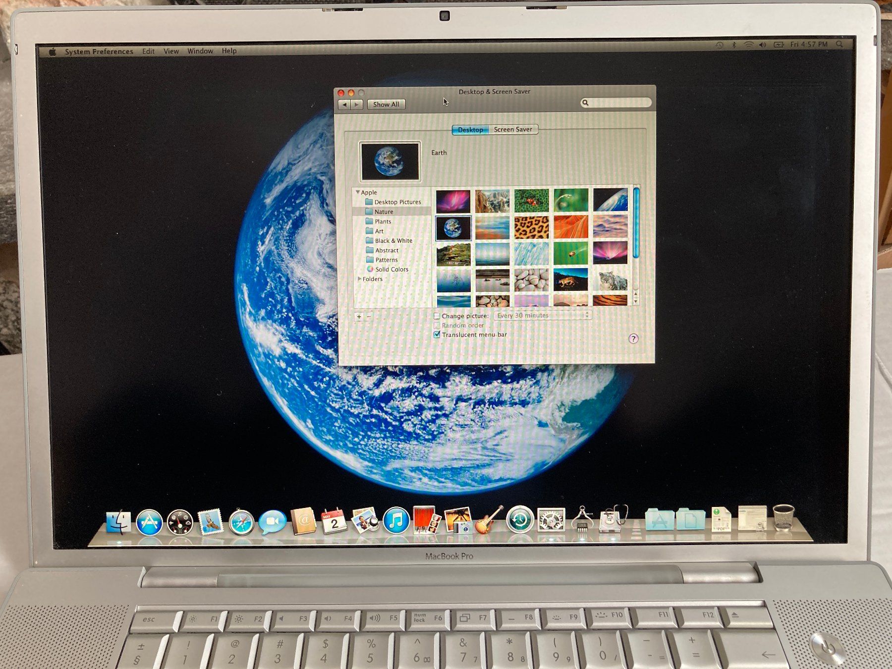 Apple Notebook: Vintage Apple MacBook Pro "Core 2 Duo" 2.33 17" – Difettoso da Carona venduto da gamuffo