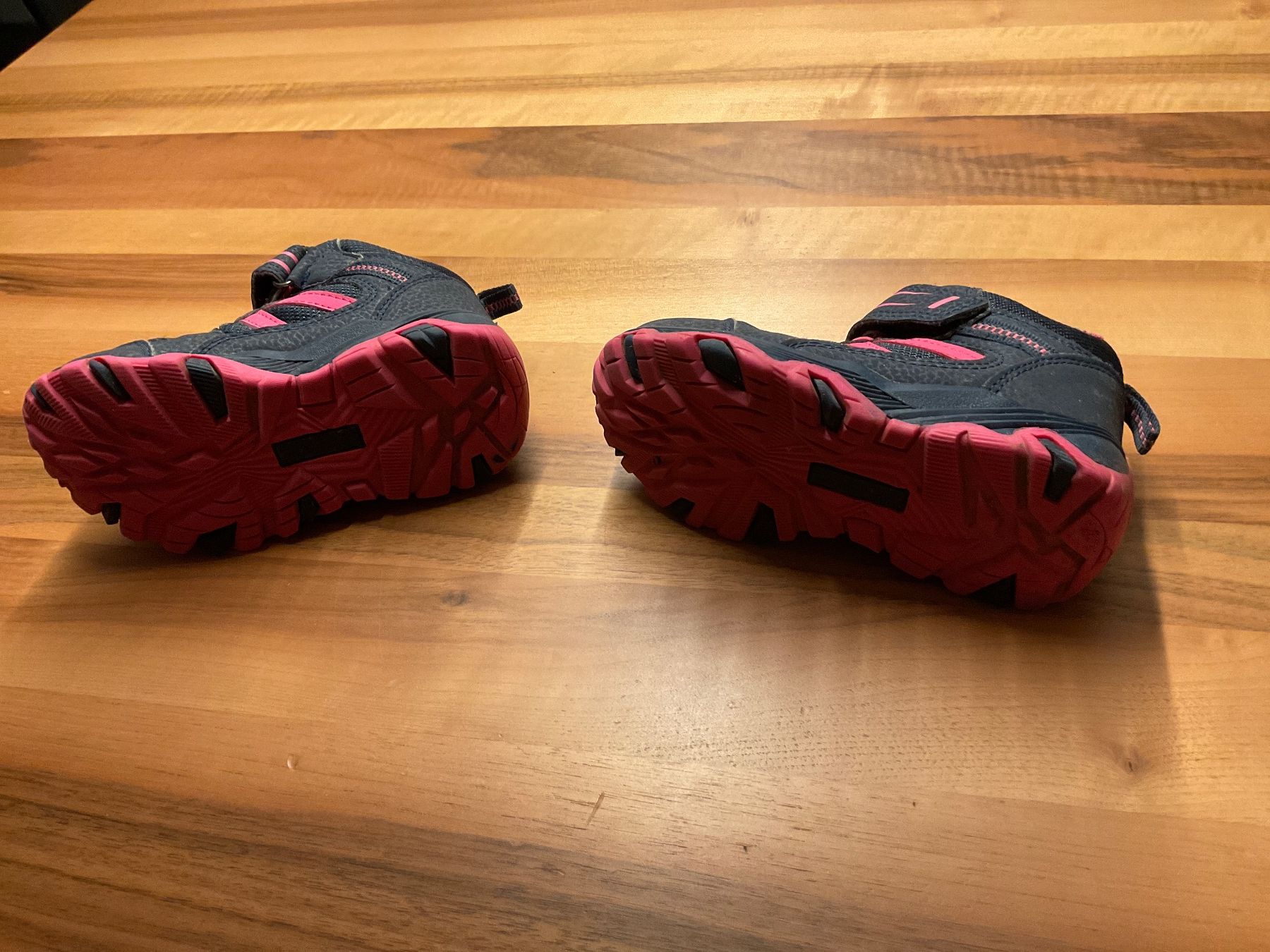 Schuhe für Jungen: Kinder Stiefel Grösse 25 – Gebraucht aus Killwangen von Febre7 2