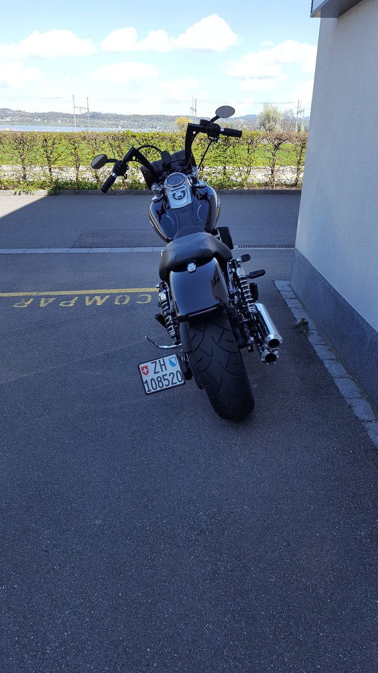 Harley-Davidson Chopper: Harley Davidson Fat Bob (FXDF) Vivid Black – Usato da Richterswil venduto da ggreco66 1