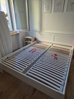 Doppelbett weiss + zwei Lattenroste (optional mit Matratze)