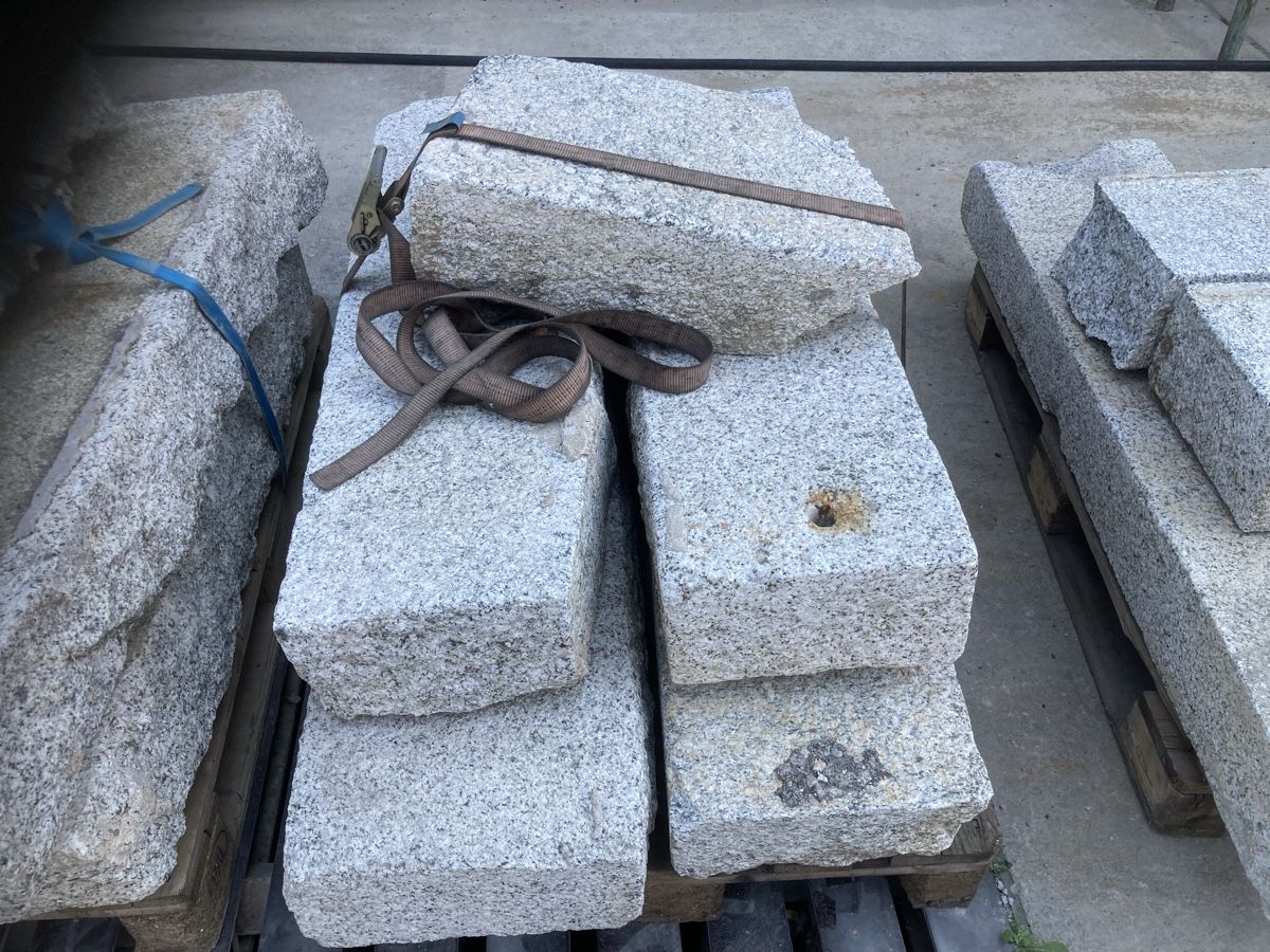 Scale: Div Granit Treppenstufen  – Usato da Uerkheim venduto da Dealer-4813 3