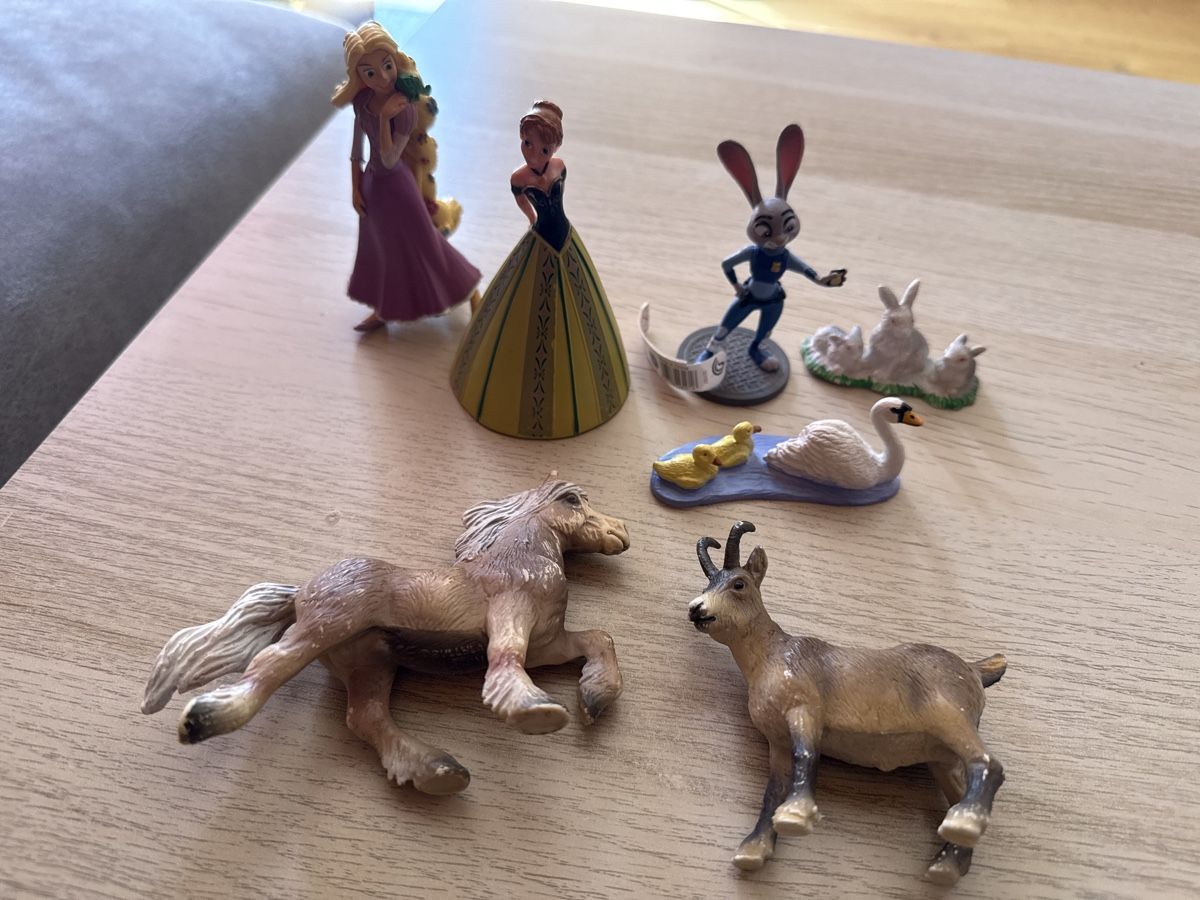 Bullyland Spielzeuge: Bullyland Bully Konvolut Pferde und Figuren – Gebraucht aus Libingen von Smaug 2