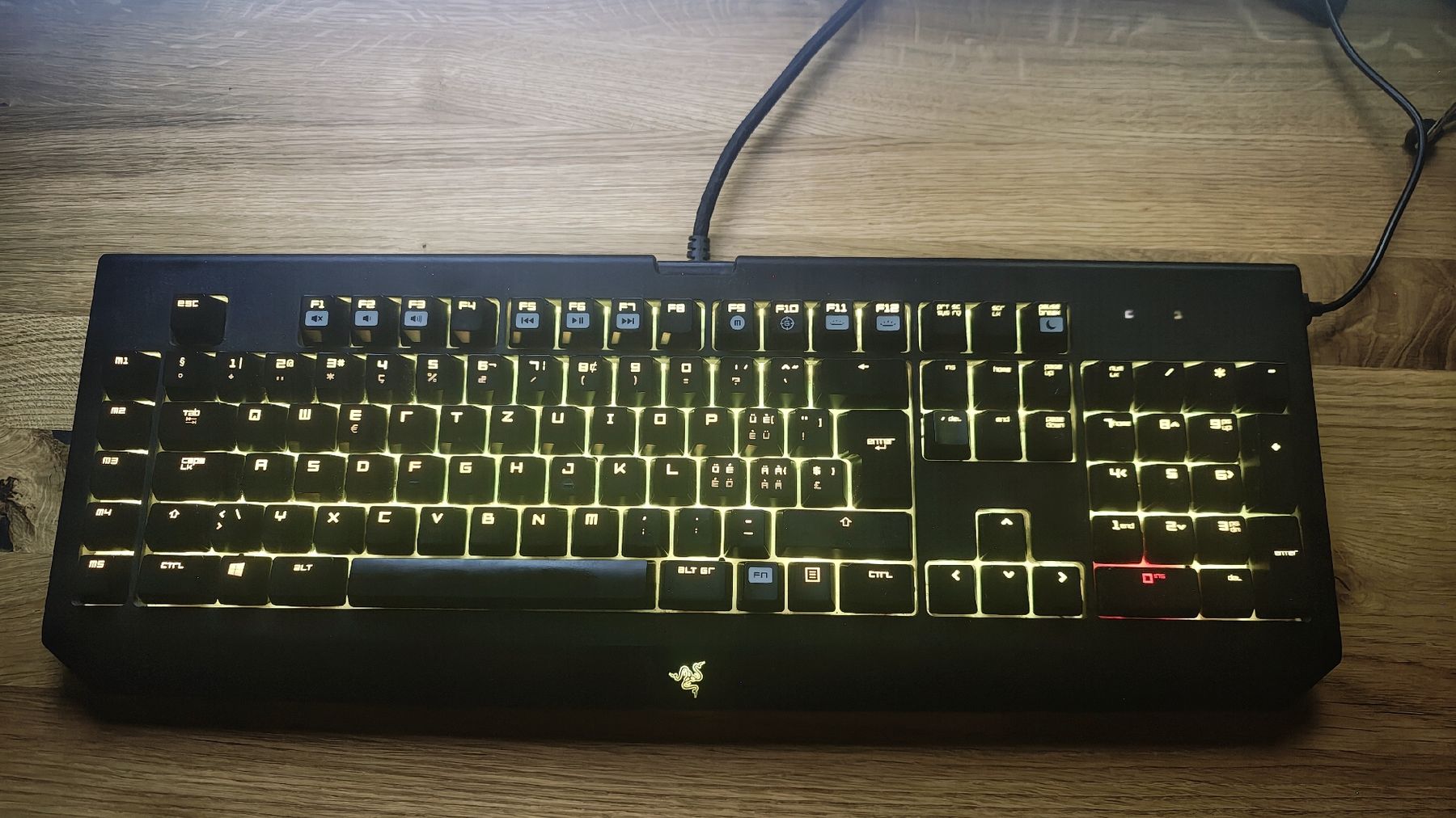 Razer Tastiere: Clavier Gaming Razer Blackwidow Chroma RZ03-0122 – Nuovo (secondo la descrizione) da Neuchâtel venduto da kev_t656
