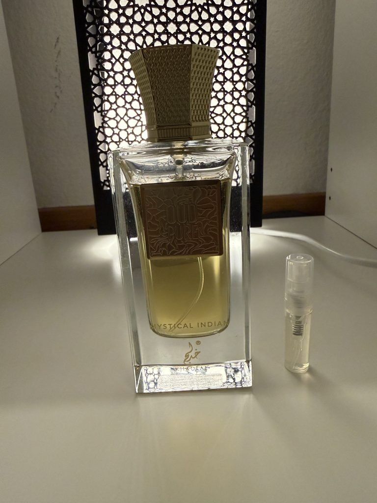Profumi & Eau de Toilette: Khadlaj Mystical Indian décant 2 ml – Nuovo (secondo la descrizione) da Meyrin venduto da Al_Andulsi