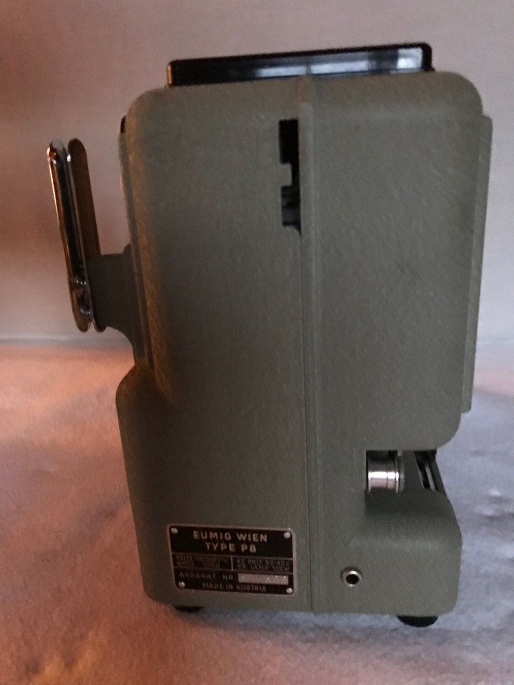Proiettori: Projecteur Eumig P8 Imperial – Usato da Ste-Croix venduto da BuffetSC 6