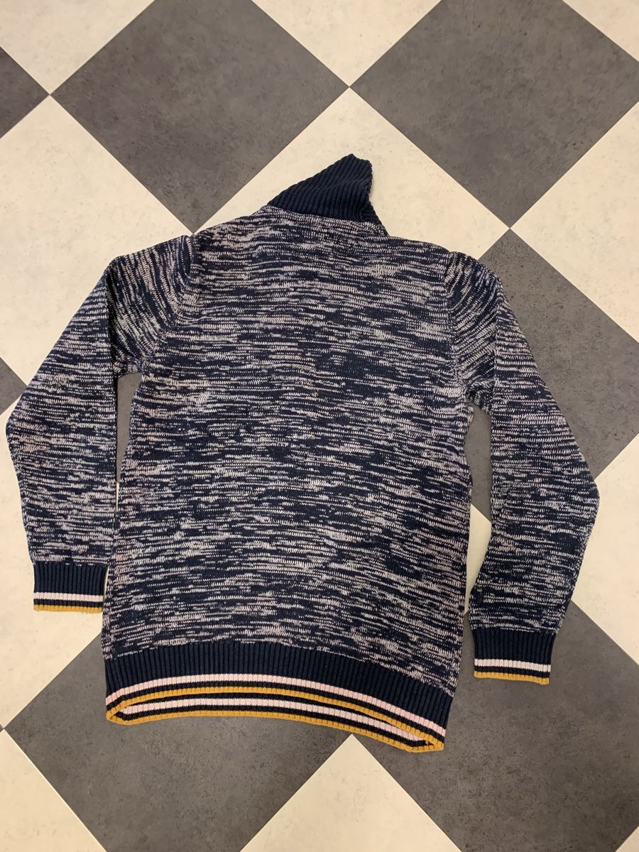 Pullover & Sweatshirts: Pullover – Gebraucht aus Luzern von Boudin03 3