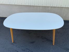 Tisch weiss oval outdoor 75 x 105 x 190 cm Ti
