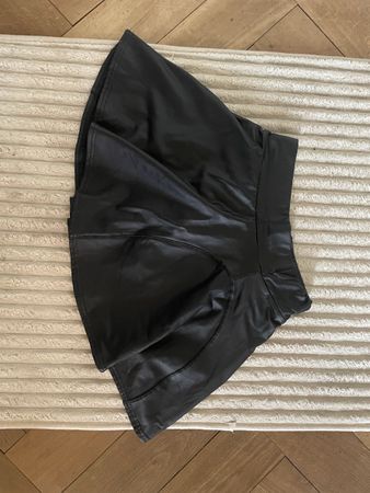 Rock Kunstleder schwarz Grösse M