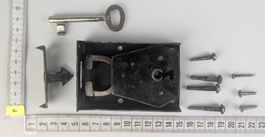 Antikes Kastenschloss "P.W.H" mit Schlüssel & Schrauben