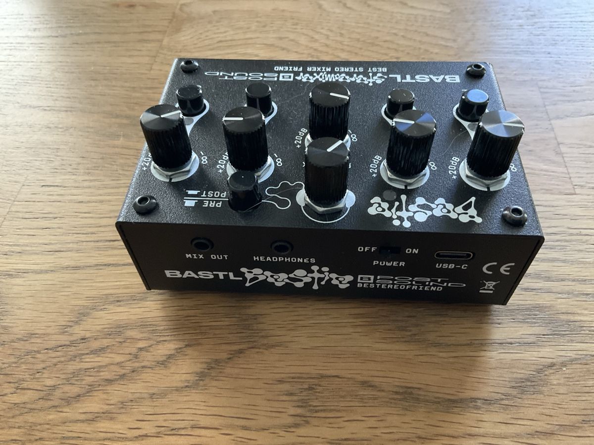 Strumenti musicali: Bastl bestie mini mixer – Usato da La Chaux-de-Fonds venduto da Viandeman 2