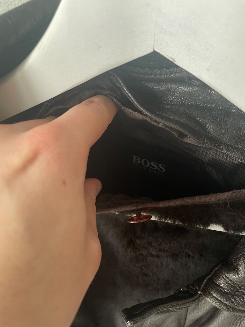 Hugo Boss Cappotti: Hugo Boss Ledermantel – Usato da Dielsdorf venduto da Anthony111 2