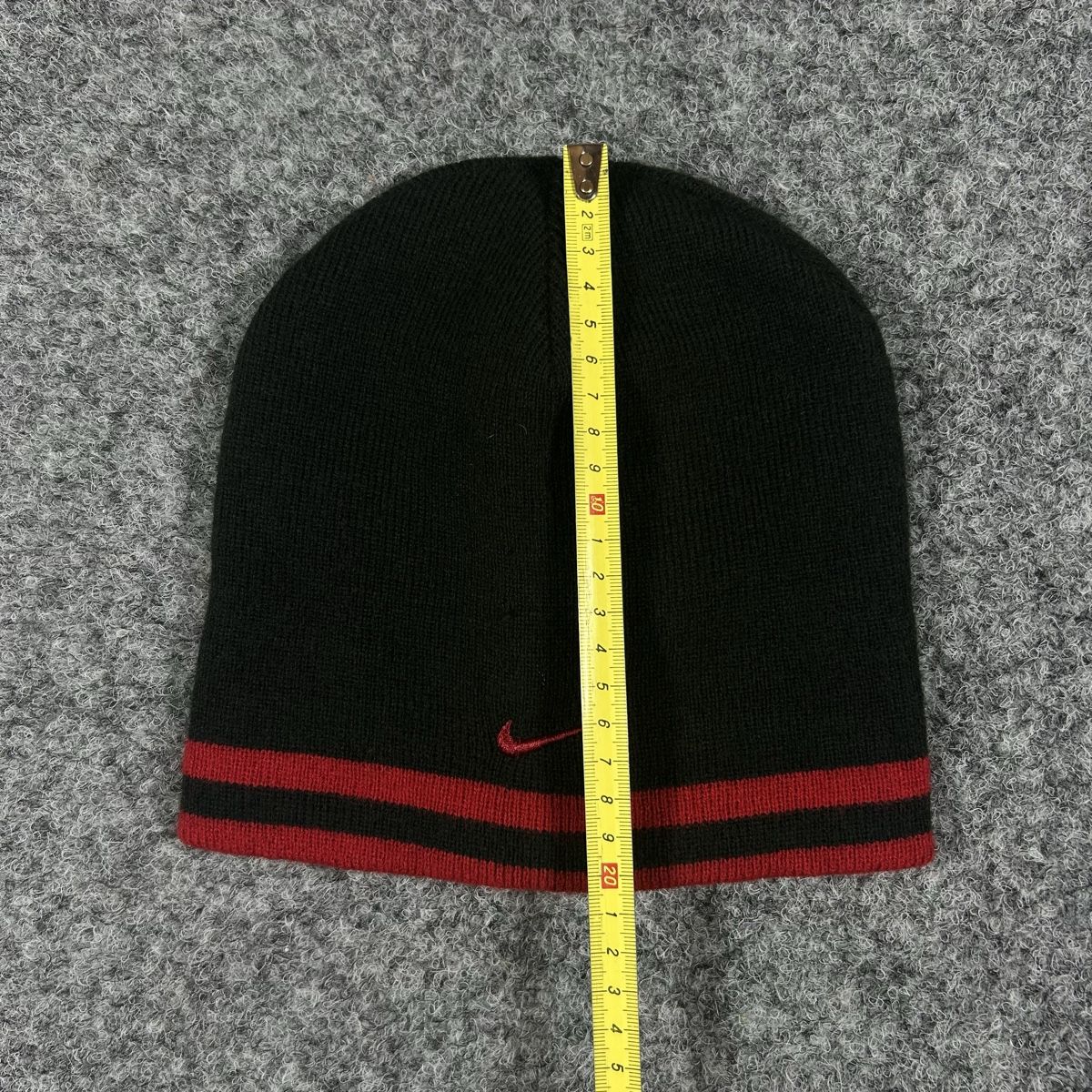 Nike Copricapi, berretti & cappellini: Nike beanie – Usato da La Sagne NE venduto da Matlasape 2