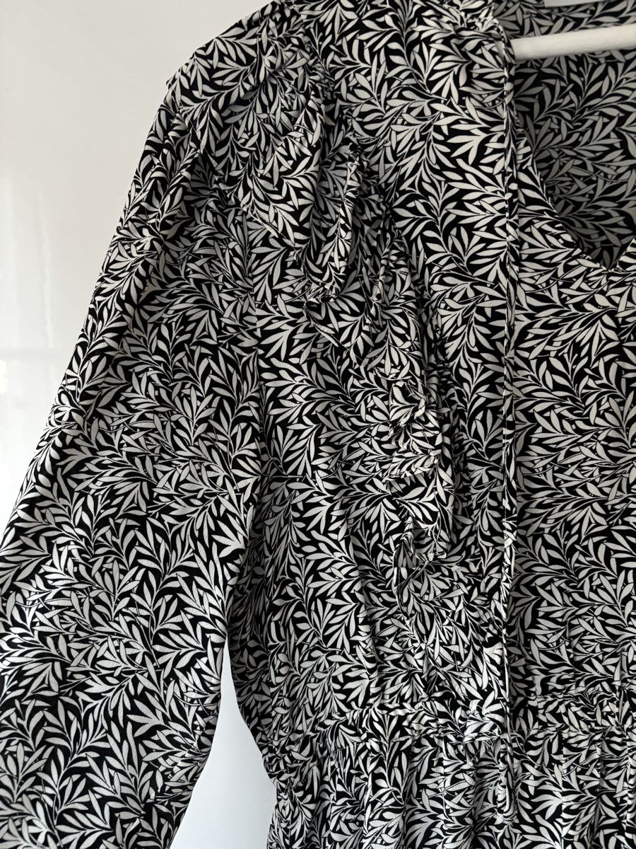 Closed Vestiti: Kleid von Closed (Grösse M) – Usato da Zürich venduto da LuluK88 1