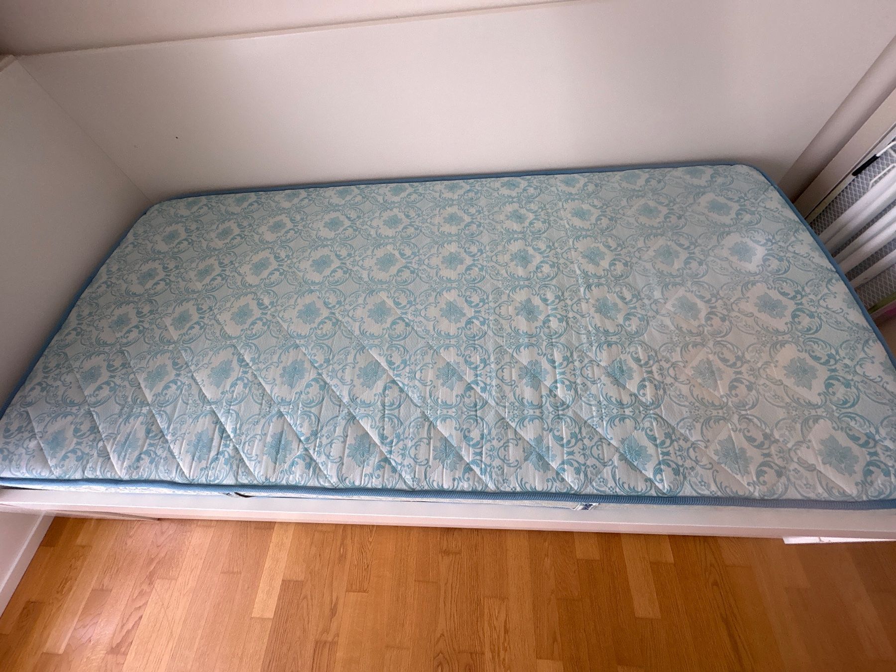 Matratzen: 1 x Matratze 190 cm. X 90 cm. – Gebraucht aus Illnau von RAIUGA 1