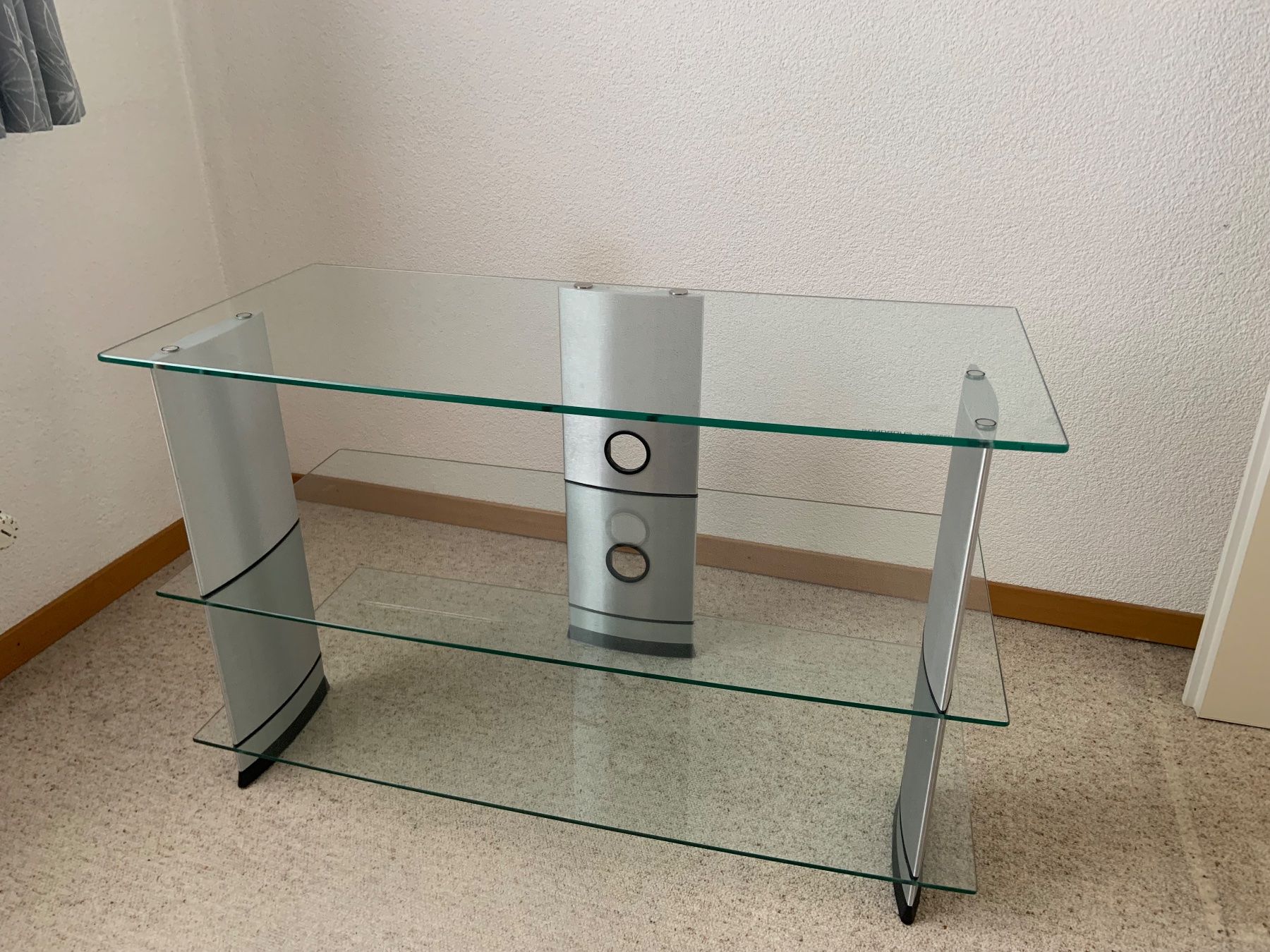 Mobili TV: SONONOURS PLASMA TV-Möbel, Glasplatte + Alu – Usato da Schlieren venduto da philmaj7