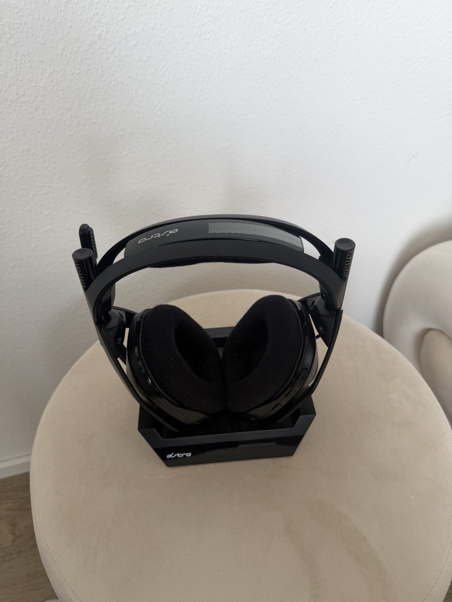 Astro Gaming Cuffie: ASTRO A50 Wireless Gen 4 + Base Station | PS5 / PS4 / PC – Usato da Liestal venduto da arl_6tv7
