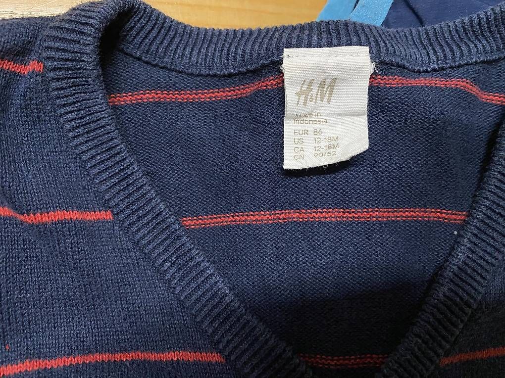 Lotti & Set di vestiti: Gilet und Pulli, Jungs, 86 – Usato da Frasnacht venduto da IsiR88 1