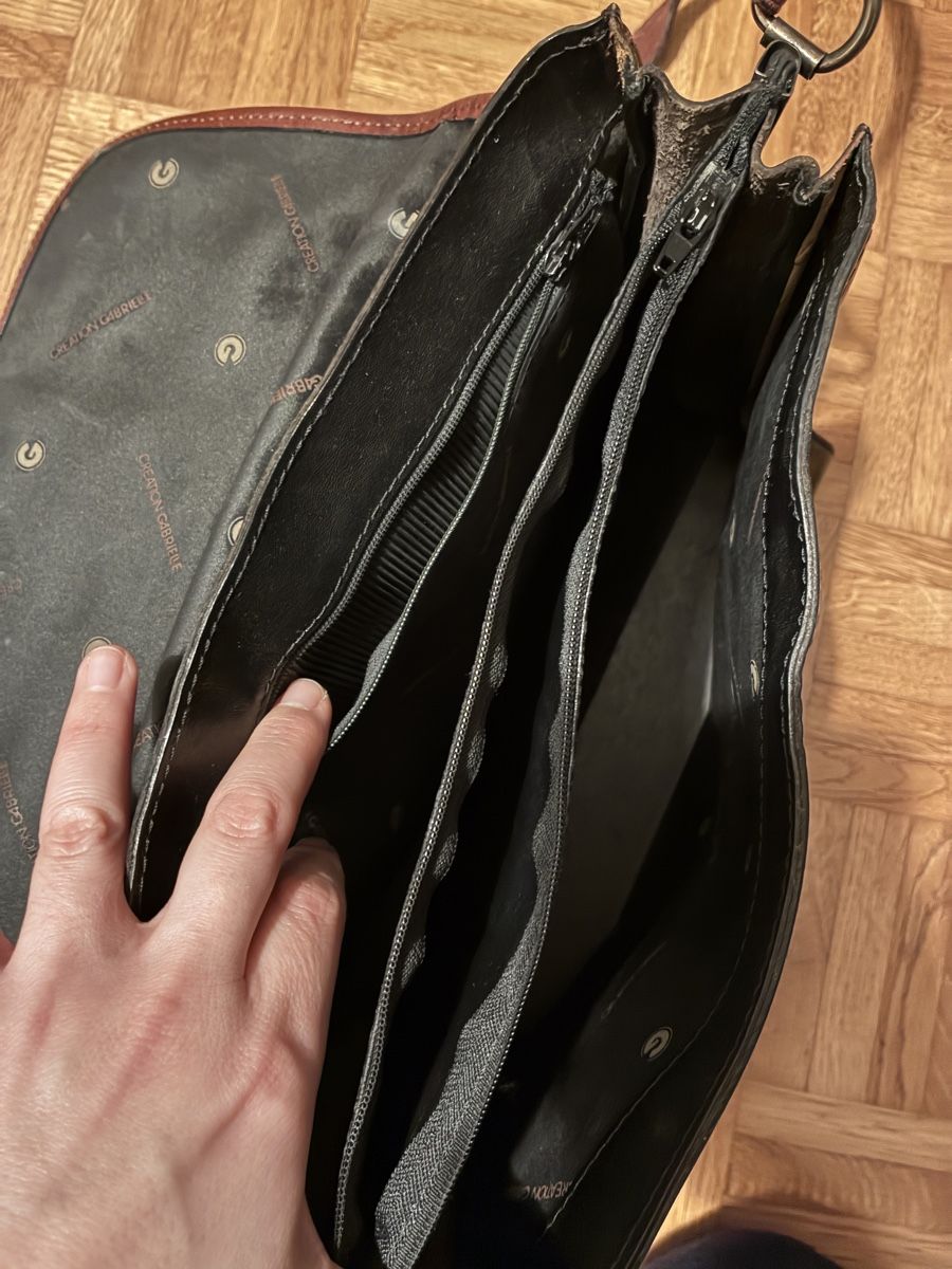 Borse: Vintage Ledertasche, schwarz und braun – Usato da Basel venduto da ememilil 1