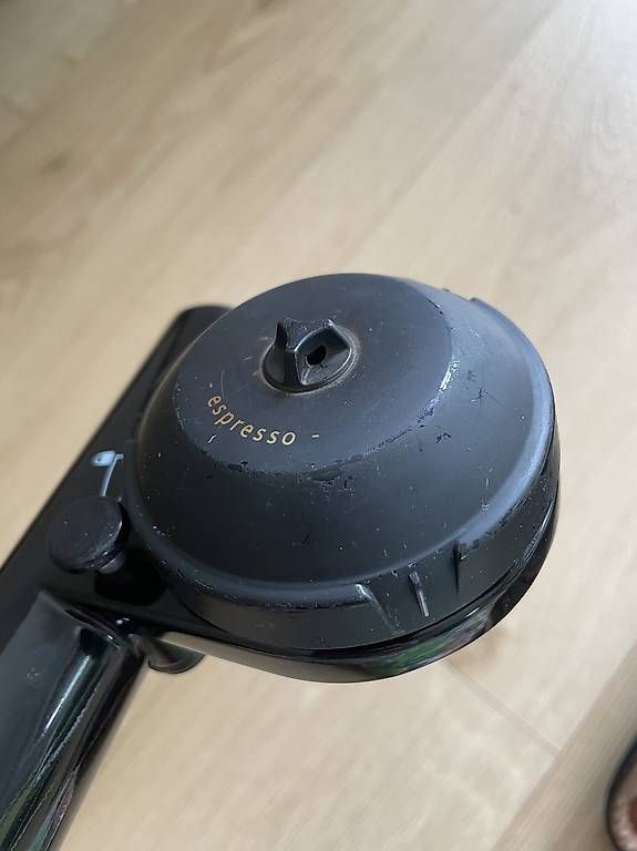 Handpresso Macchine per caffè & Macchine per espresso: Handpresso pump avec housse et accessoires – Usato da Etoy venduto da moevei 2