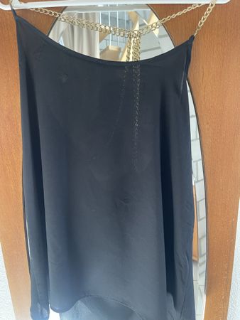 Damentop schwarz mit Goldkettenträgern