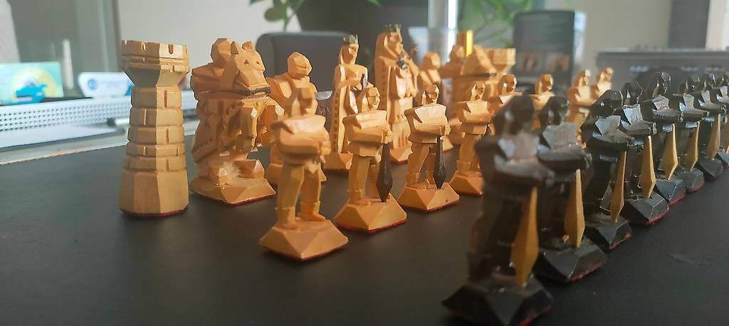 Giochi: Schachfiguren geschnitzt aus Holz – Usato da Tägerwilen venduto da sevi007 2