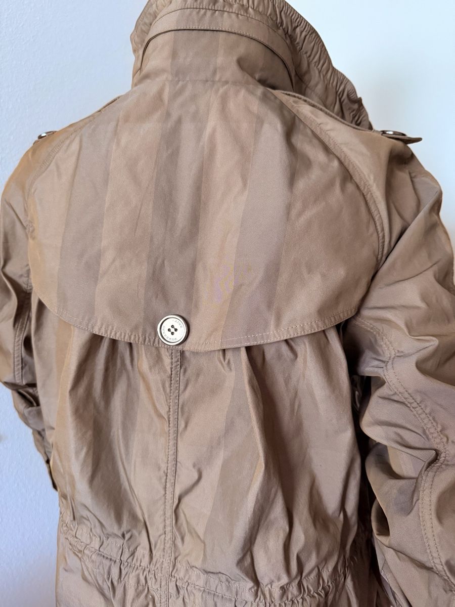 Burberry Giacche: BURBERRY JACKET \ M – Usato da Zollikon venduto da ces-chic 3