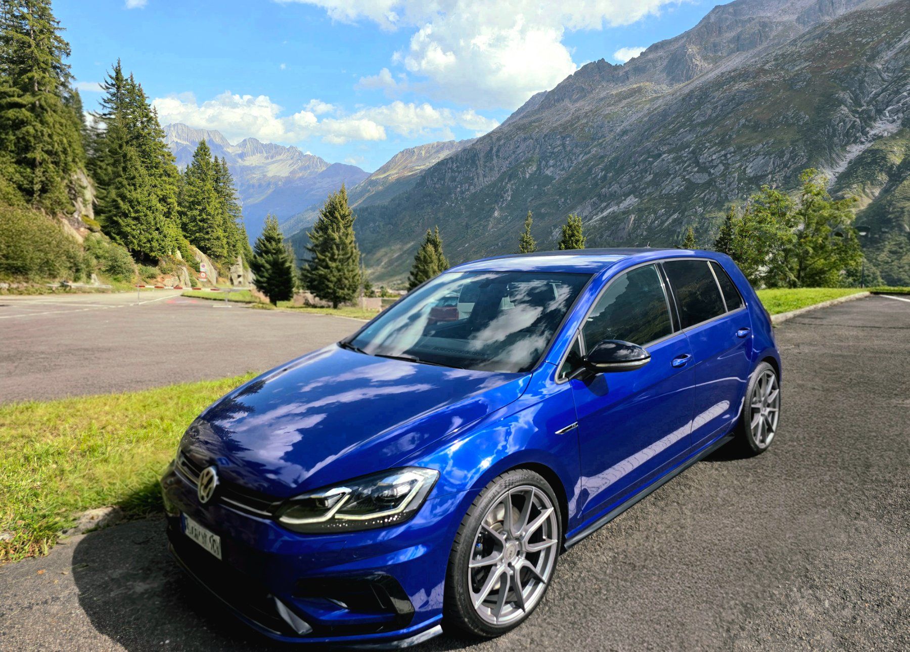 VW Autos: Golf 7 R Facelift – Gebraucht aus Lauerz von Golfgtig60