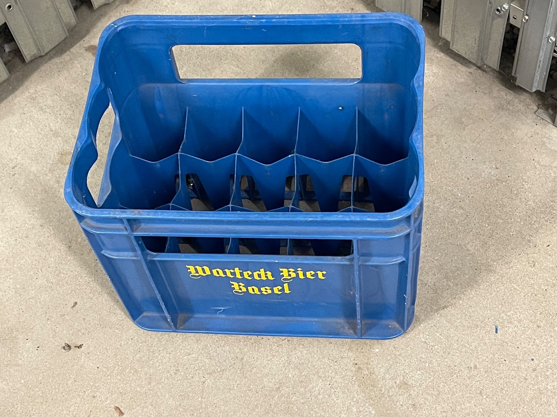 Casse di vino e birra: Warteck Harasse leer – Usato da Binningen venduto da Raymanfisch 2