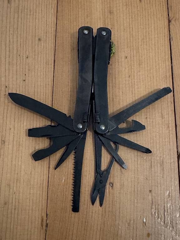 Victorinox Tutti gli attrezzi: victorinox spirit X multitool brüniert – Usato da Bern venduto da vira1 3
