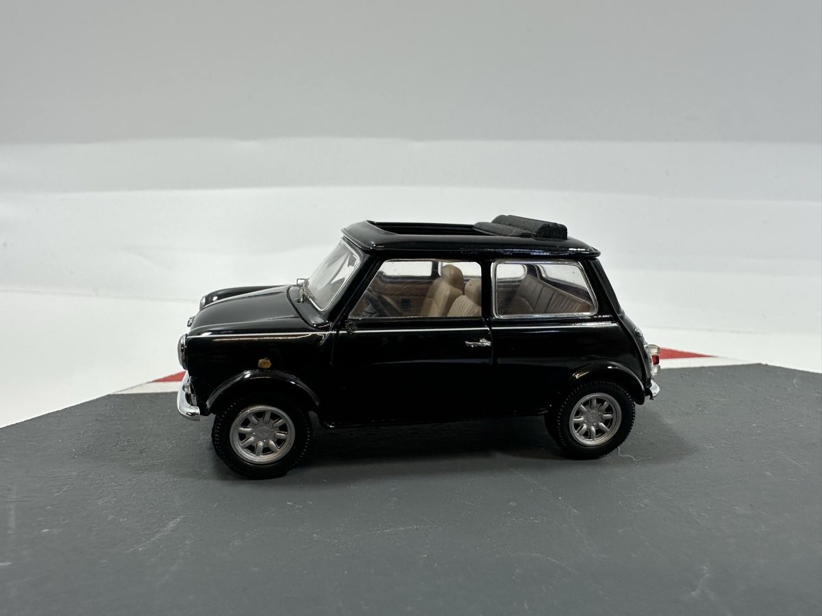 Schuco Modellini d'auto: Mini Cooper 1:43, schwarz, SCHUCO  – Usato da Zofingen venduto da rf9_x2xt 2