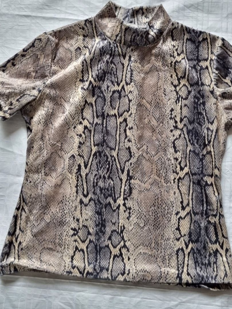 T-shirt: Shirt, Top Gr.S, – Nuovo (secondo la descrizione) da Geroldswil venduto da Agapanthus22