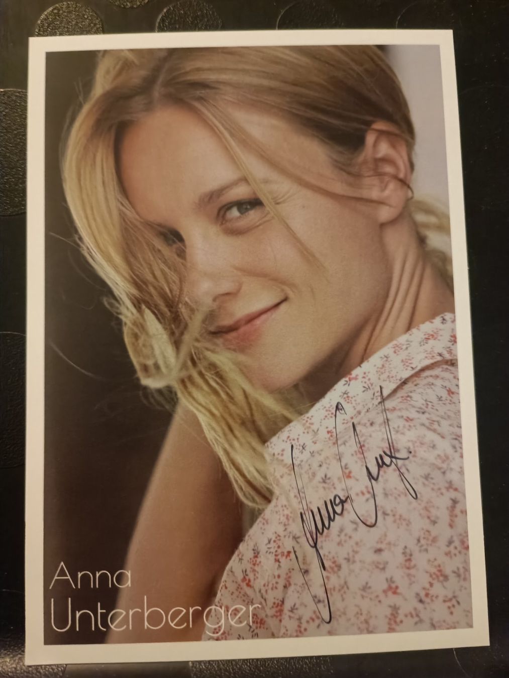 Autogramme: Anna Unterberger - signierte Autogrammkarte – Gebraucht aus Menziken von Artographs