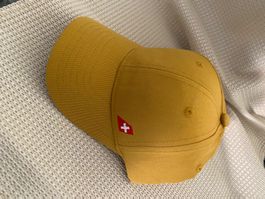 Kinder Cap senfgelb  mit CH Logo