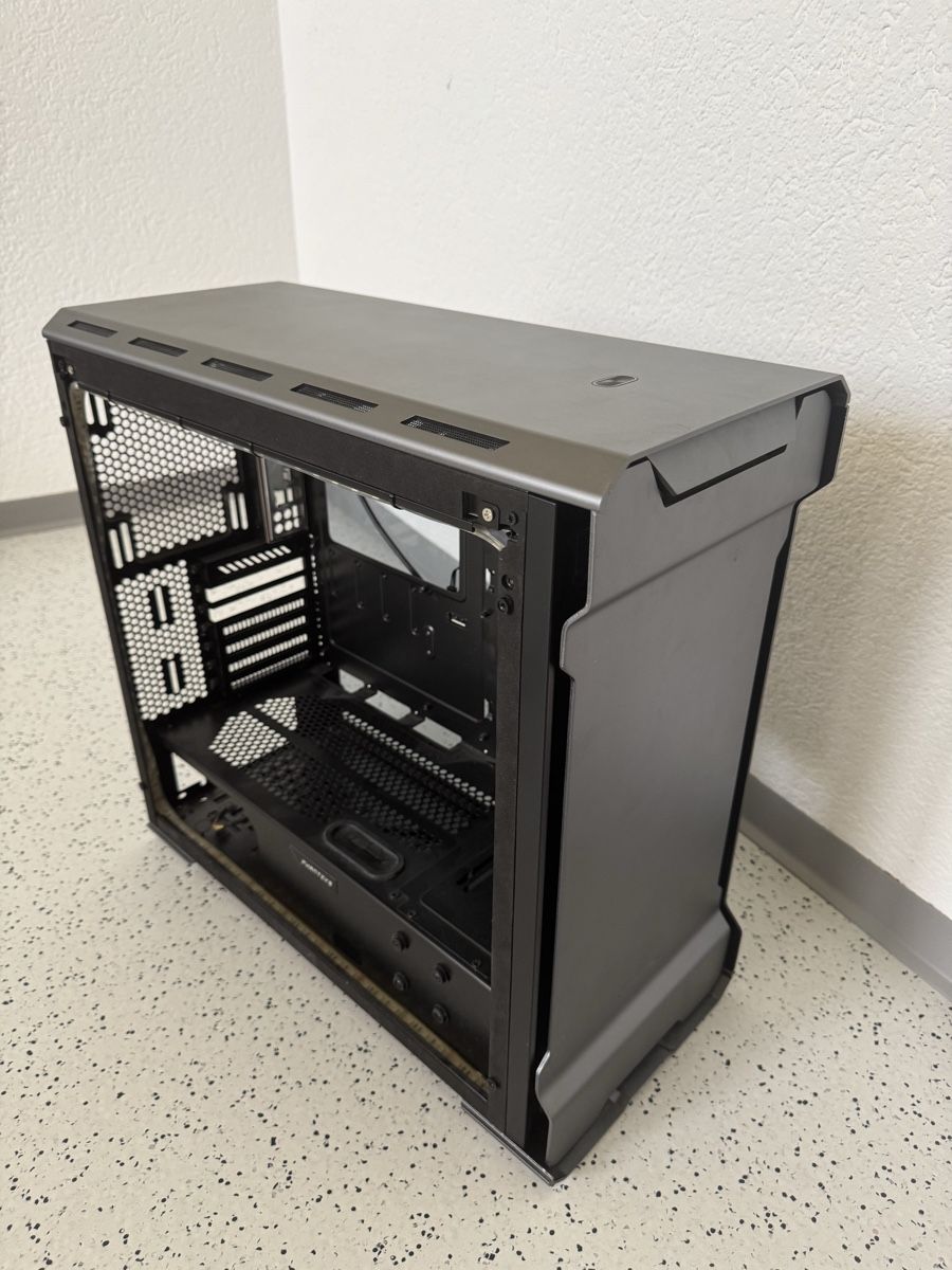 Phanteks Gehäuse: PC Gehäuse Phanteks – Gebraucht aus Schmerikon von redrabu 3