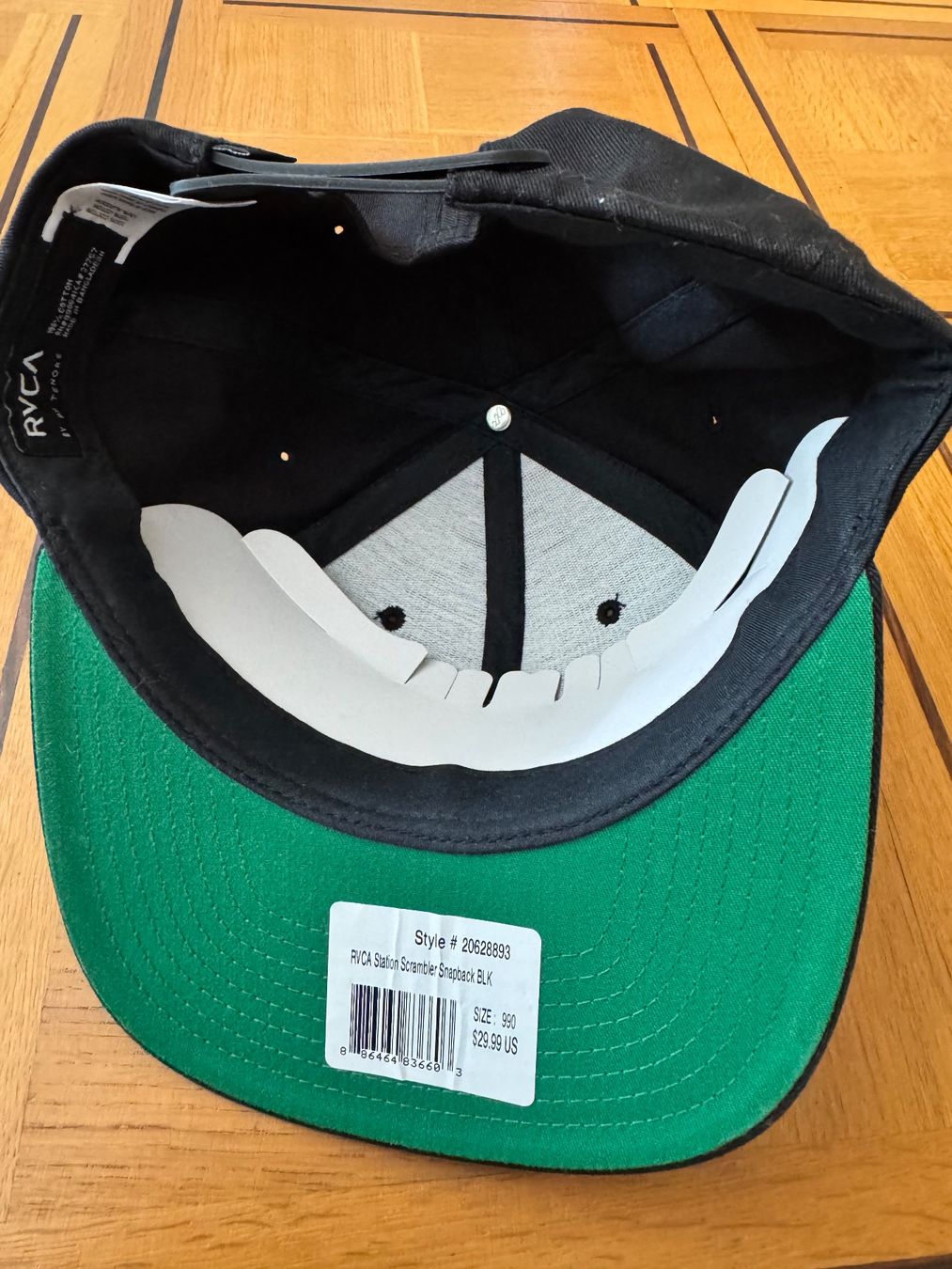 Sonstige Kleidung & Accessoires: Neue Caps Kappen RVCA div. Farben – Neu (gemäss Beschreibung) aus Seewen SZ von web_ 8