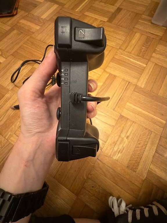 Jeux: Manette filaire PS3 Under Control – D'occasion à Meyrin par dianalopes 2