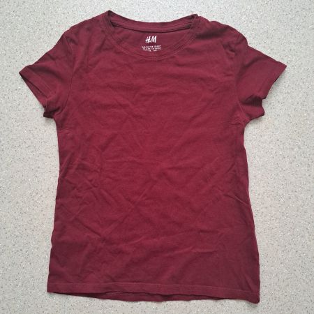 T-Shirt in Grösse 122/128