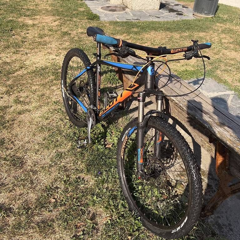 Velos: VTT Scott Scale 970 bleu et orange  – Gebraucht aus Martigny von reu_t2ln