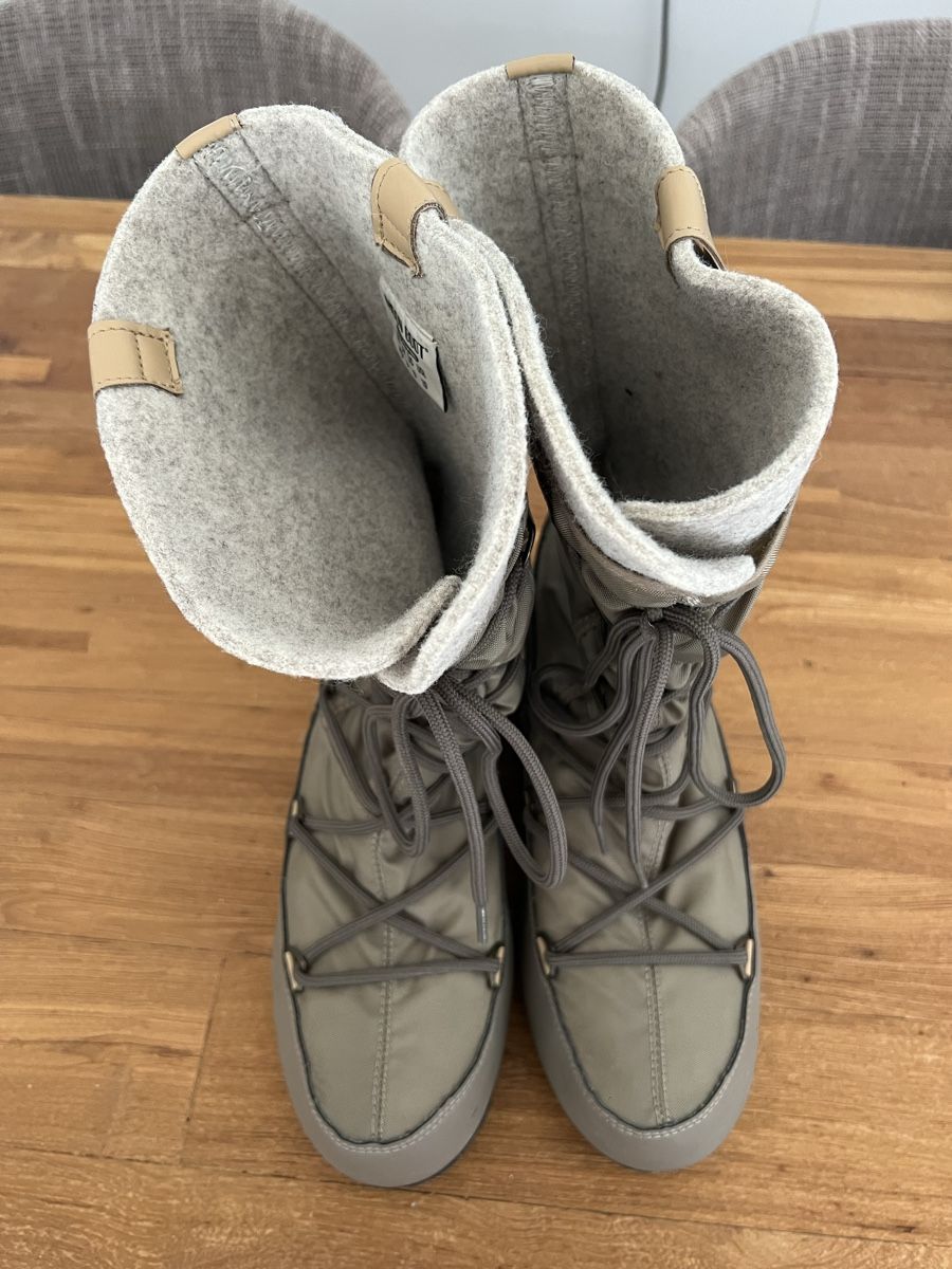 Moon Boot Scarpe da uomo: Moon Boot Winterstiefel Grösse 42 – Usato da Buchs AG venduto da Balisto0 2