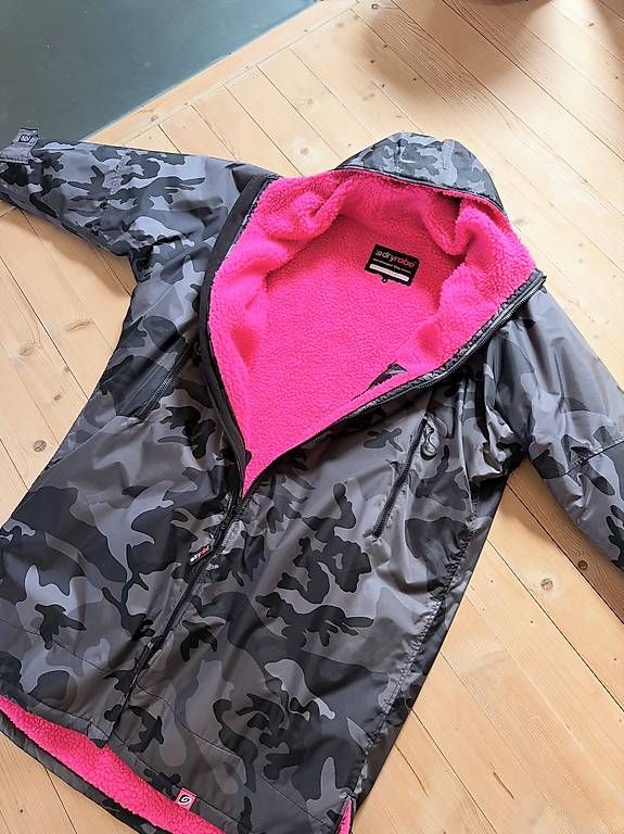 Giacche: dryrobe Poncho Grösse M / neuwertig – Usato da Richterswil venduto da Traemlis 1