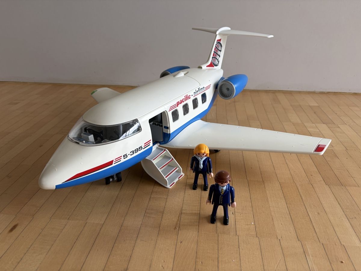 Playmobil Spielzeuge: Playmobile Passagierflugzeug 5395  – Gebraucht aus Niederrohrdorf von horst6789