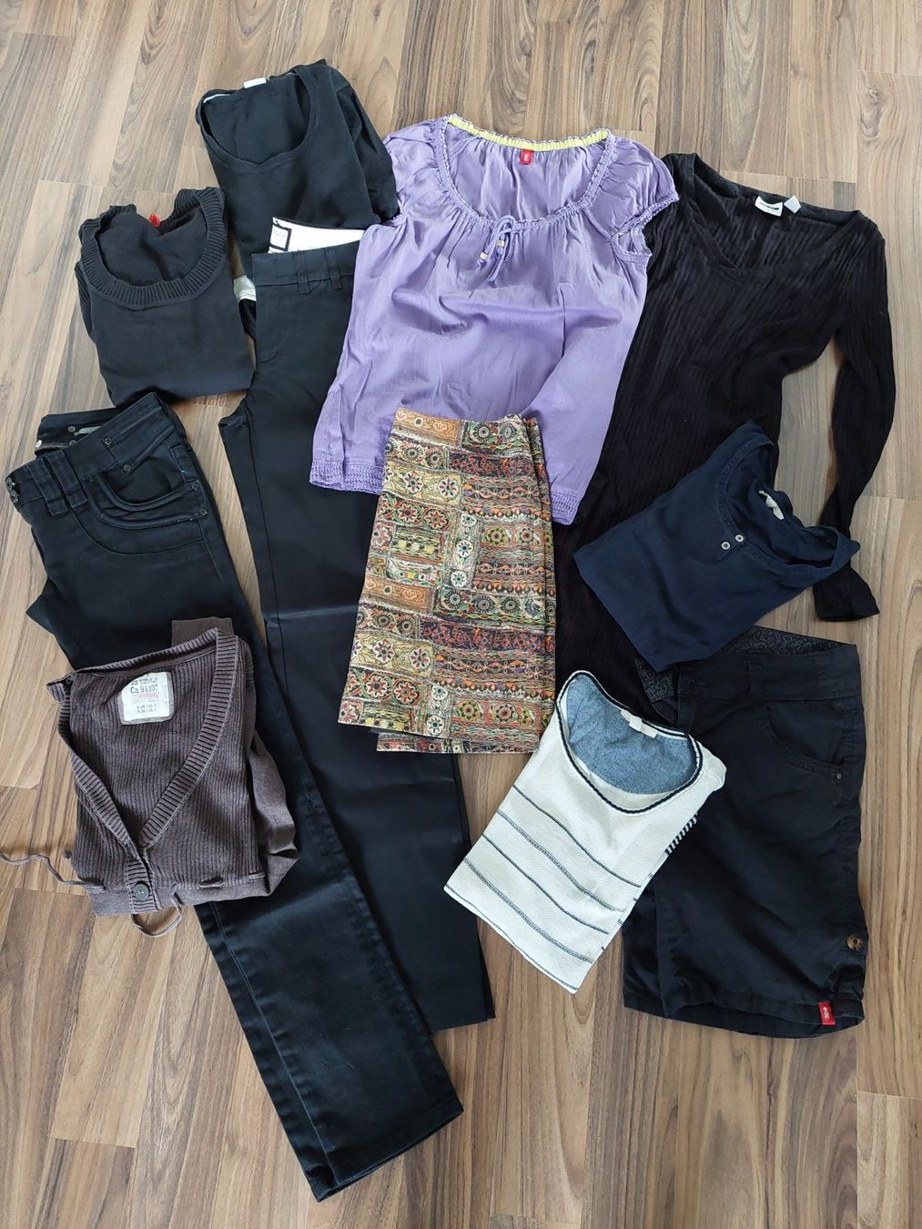 Lotti di vestiti: Kleiderpaket Gr. XS – Usato da Neudorf venduto da Riwe81
