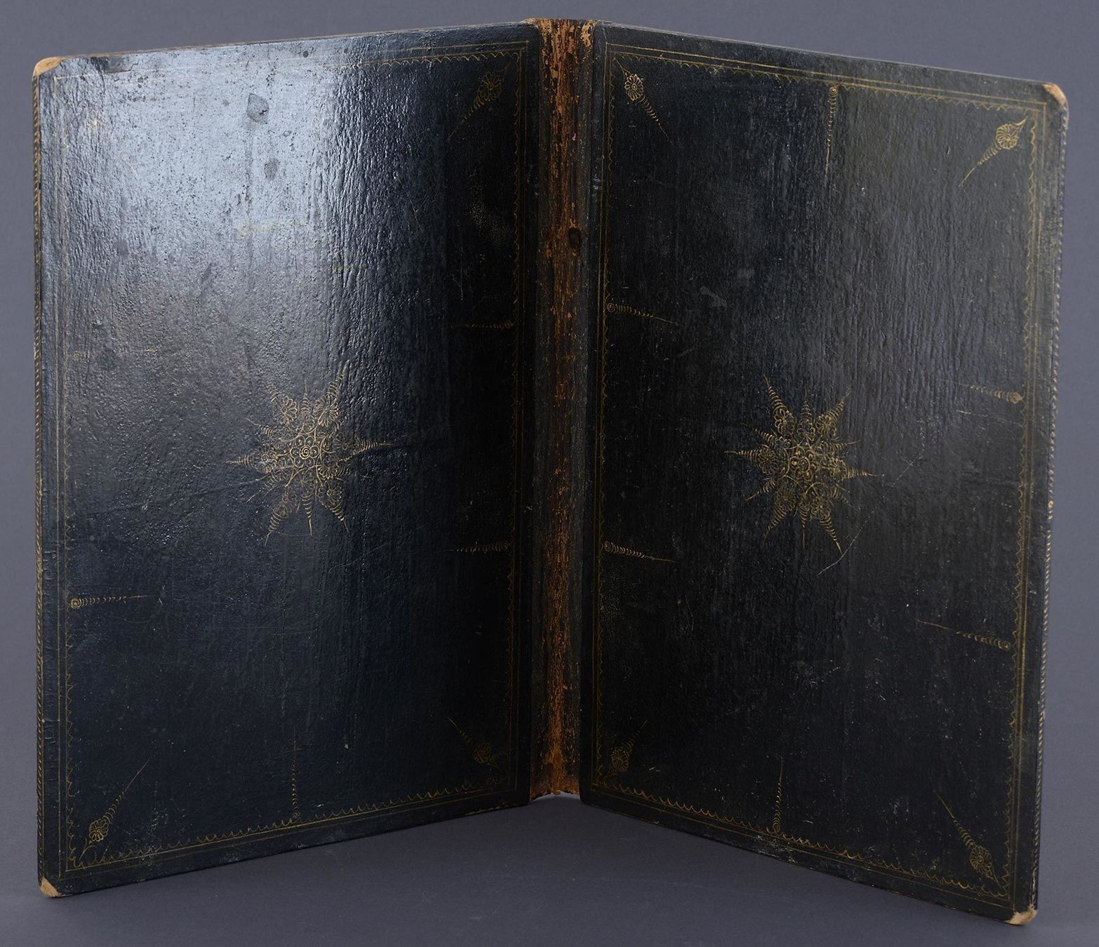 Libri: Antike Papier-maché Buchhülle, Kashmir – Usato da Bern venduto da chamunda 4