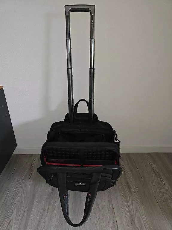 Borse: SAMSONITE Laptoptasche mit Rollen – Usato da Malans GR venduto da R.G.1992 2