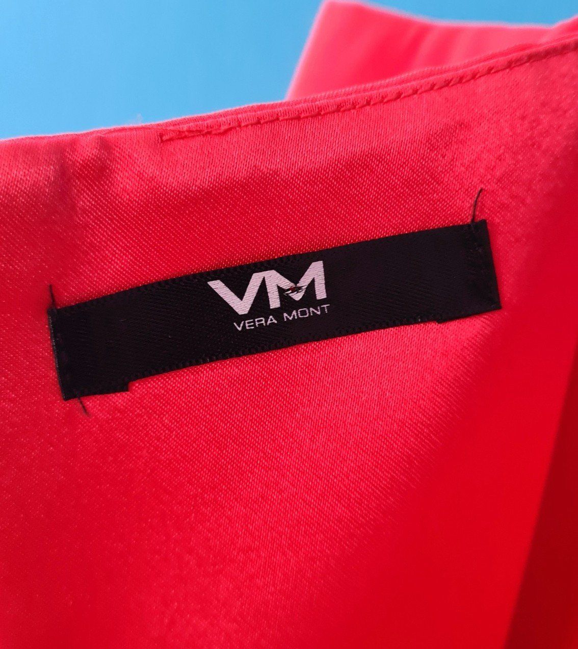Costumi: Damenkleid Rot Grösse 36 – Usato da Saland venduto da V-Tour 7