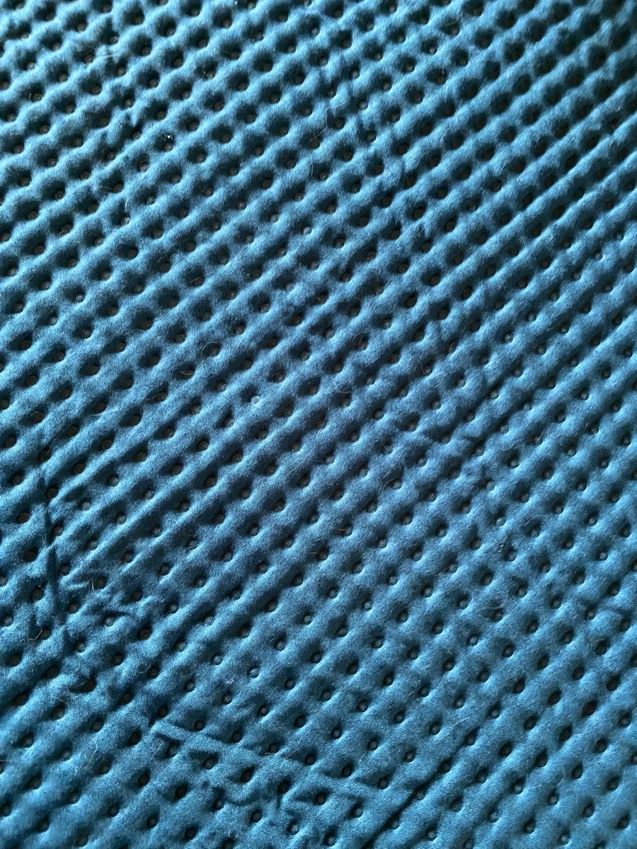 Conforama Couvertures: Couvre lit 240x220 cm, bleu – D'occasion à Bussigny par cac_q2c6 1