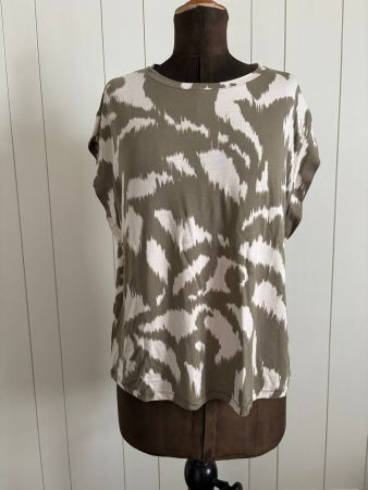 C&A Kurzarm Shirt Top kakigrün/beigeweiss - Grösse L