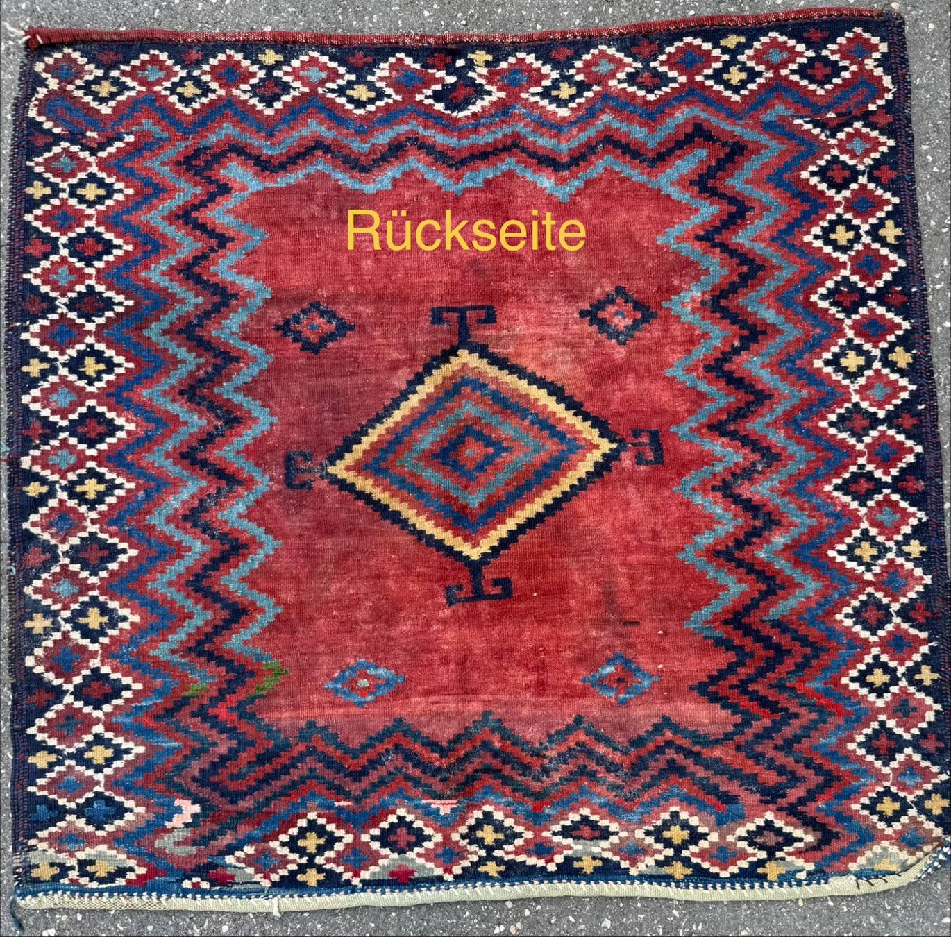 Kelim Teppiche: Alter Perserteppich Kelim 122x126 cm – Gebraucht aus Büron von Filadefia-888 4