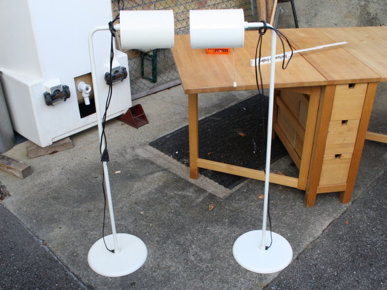 Lampade: STEHLAMPE LAMPE STEHLEUCHTE VINTAGE – Usato da Wauwil venduto da Pneuedy